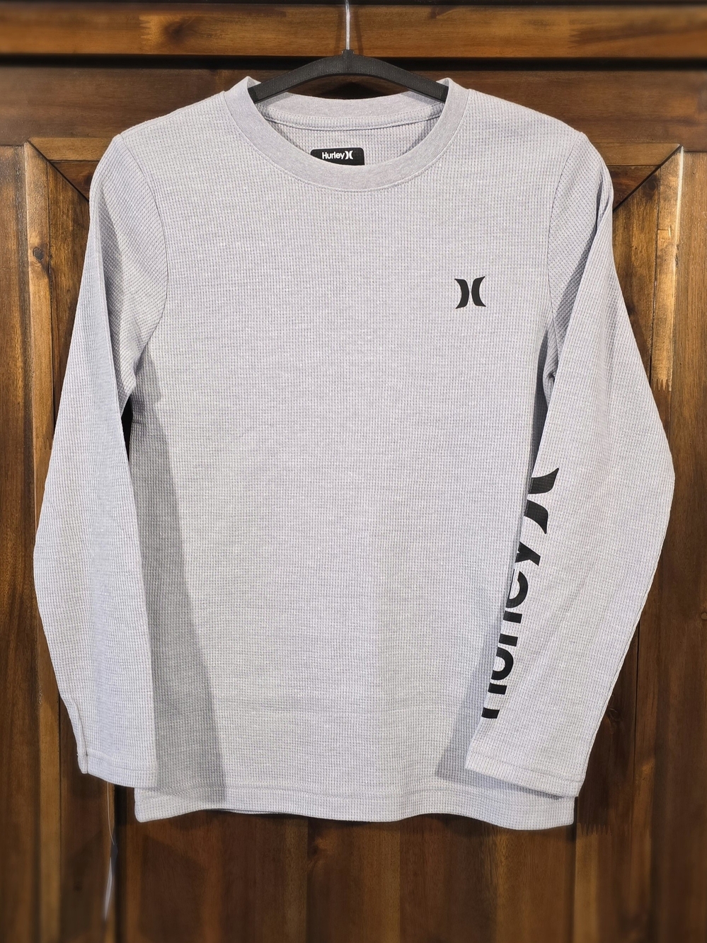 NWT Hurley Light Gray Long Sleeve Waffle Crew with Logo